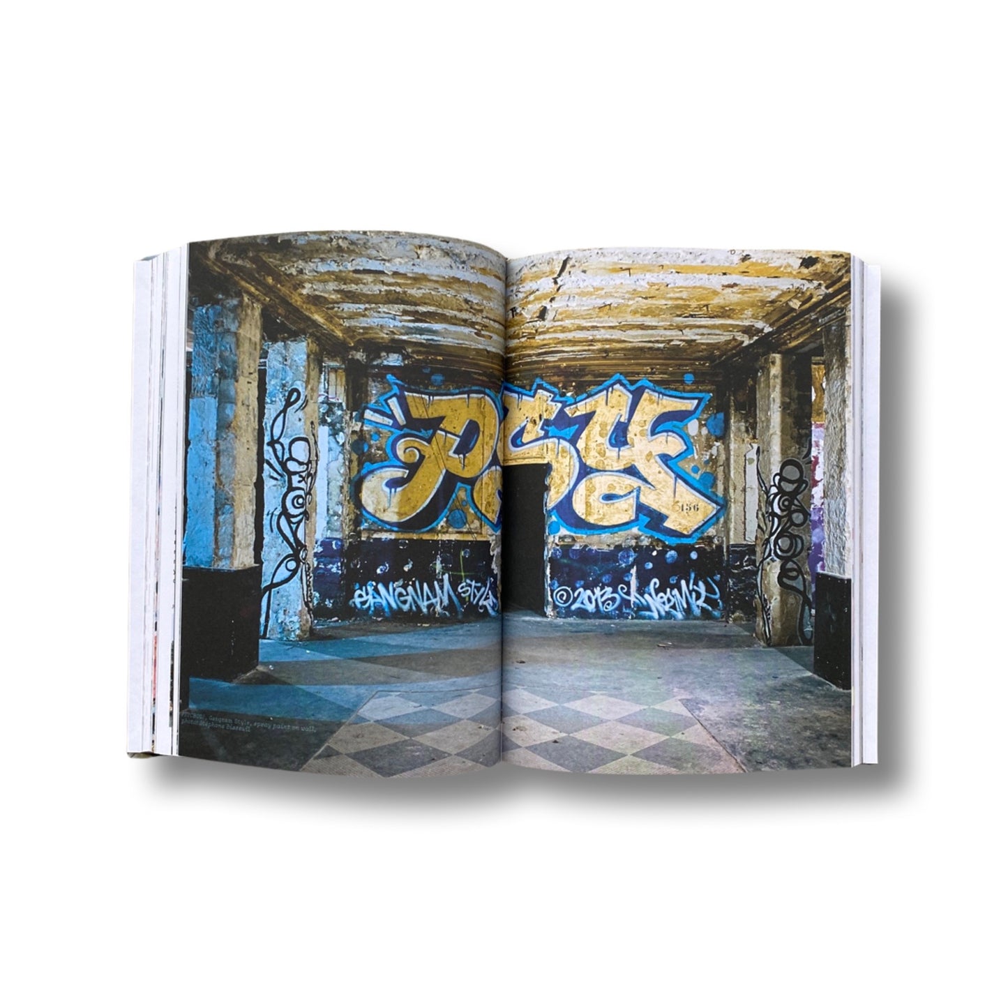 Street Art: An Illustrated Anthology